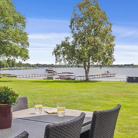 Feriehus Nydelig Bolig I Med Kjøkken Sunds