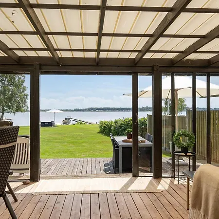 Nydelig Bolig I Med Kjøkken * Sunds